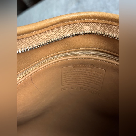 Vintage Coach Andrea, Tan - Picture 13 of 16